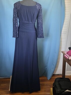 SLNY Navy Blue Sequin Lace Long Sleeve Formal Gown Dress 8P Wedding Guest